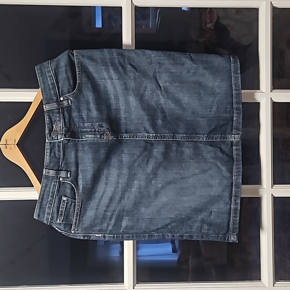 LLBean Jean Skirt  favorite fit 4 pet - Picture 1 of 3